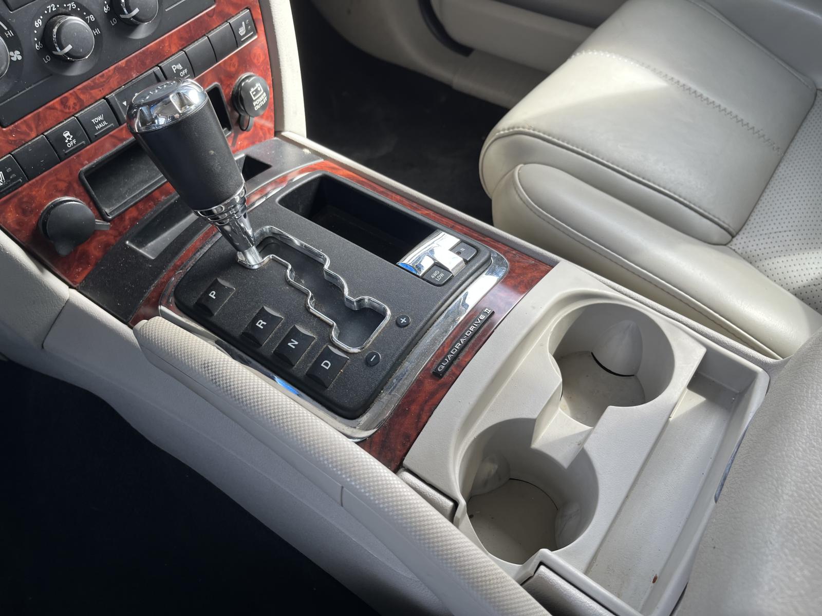 ./imagenes/INVOICE/2019/15272/JEEP COMMANDER 4X4 LIMITED (11).JPG